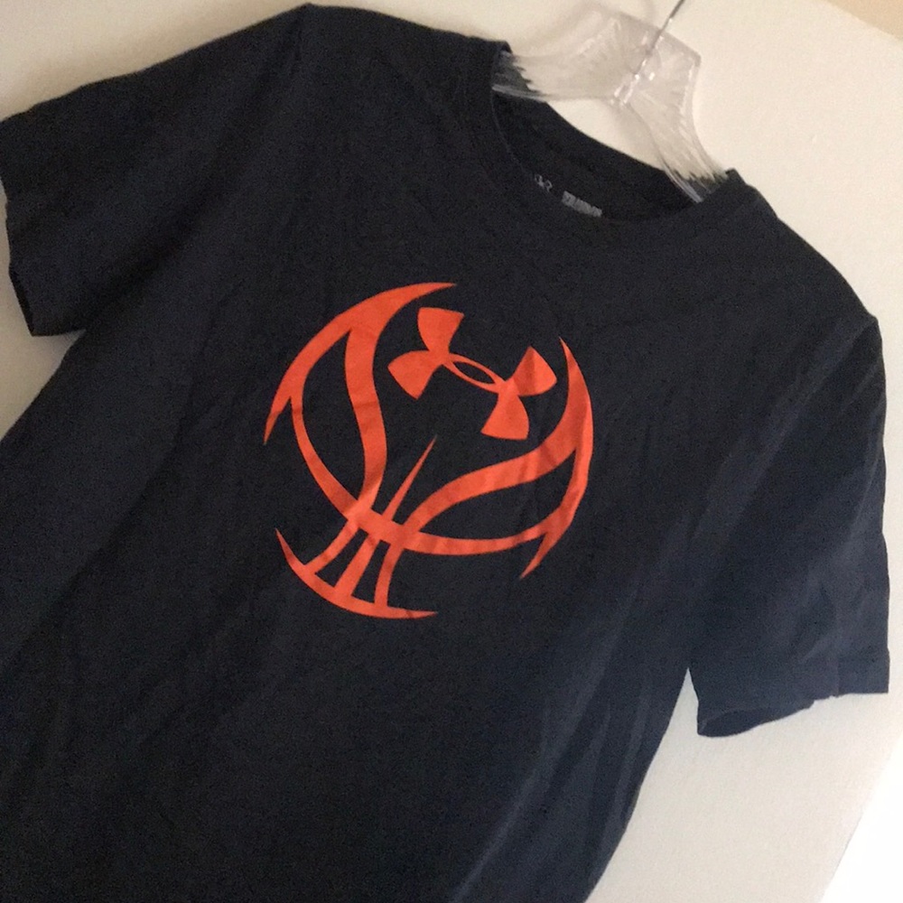 Boys Under Armour T-shirt